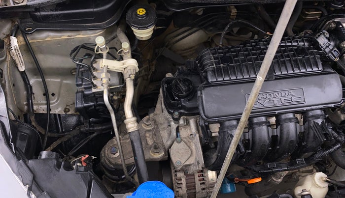 2017 Honda WR-V 1.2L I-VTEC VX MT, Petrol, Manual, 1,35,751 km, Engine View - Right