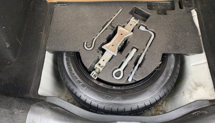 2017 Honda WR-V 1.2L I-VTEC VX MT, Petrol, Manual, 1,35,751 km, Spare Tyre