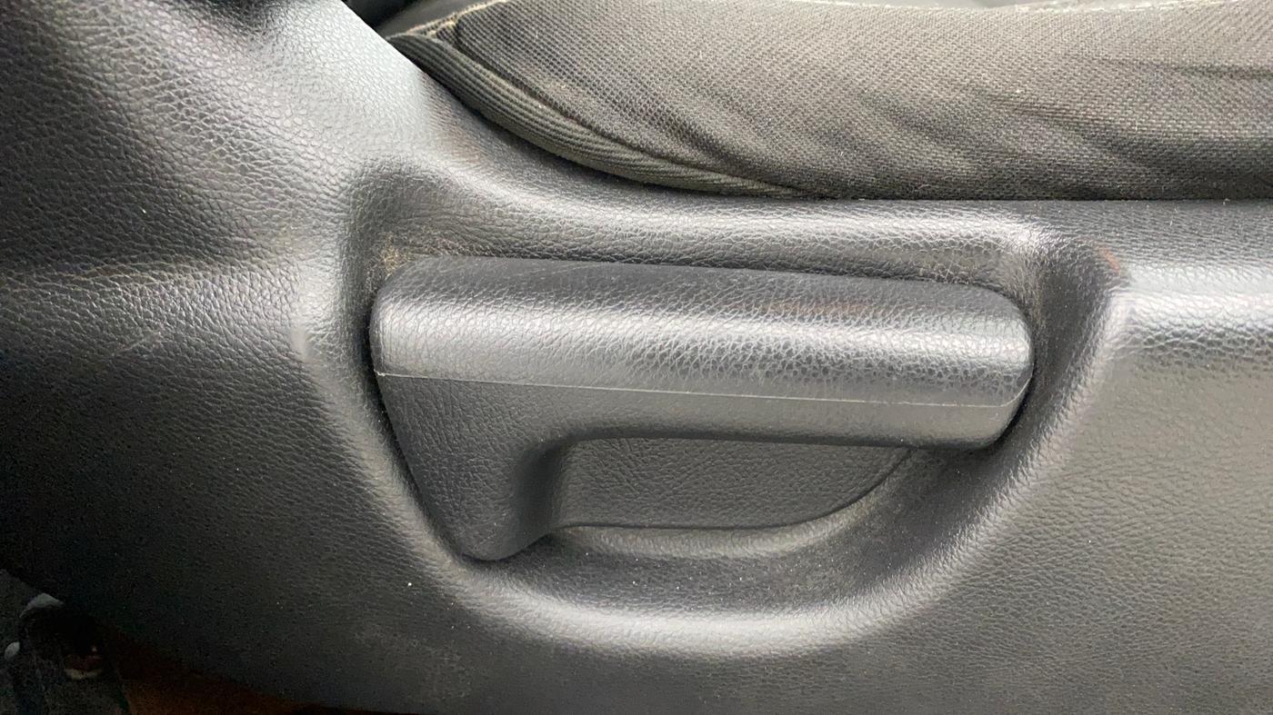 2017 Honda WR-V 1.2L I-VTEC VX MT, Petrol, Manual, 1,35,810 km, Driver Side Adjustment Panel