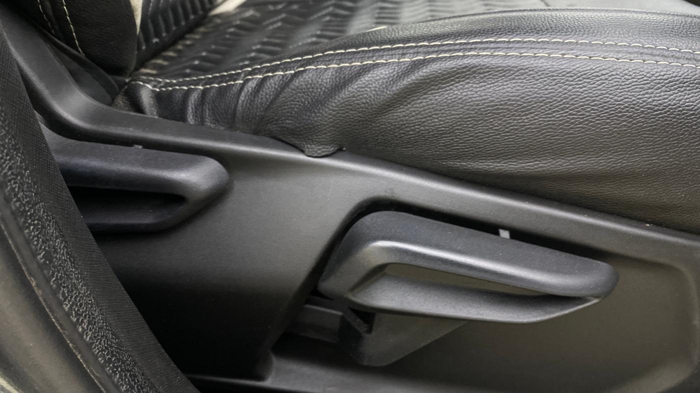 2023 Tata NEXON XZ PLUS PETROL SUNROOF, Petrol, Manual, 15,756 km, Driver Side Adjustment Panel