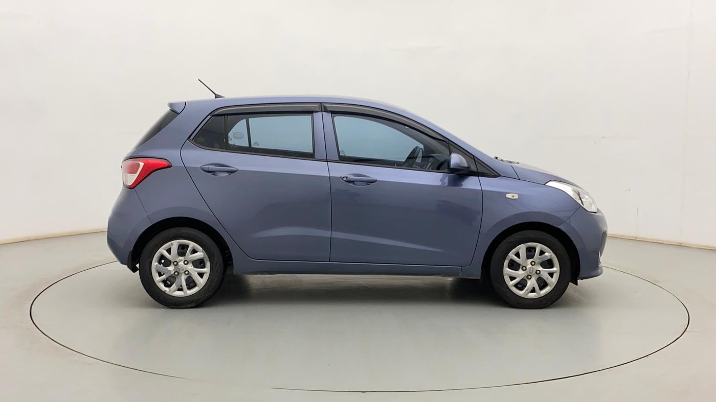 2017 Hyundai Grand i10 SPORTZ 1.2 KAPPA VTVT, Petrol, Manual, 71,791 km, Right Side View