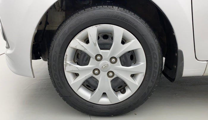 2016 Hyundai Grand i10 MAGNA 1.2 KAPPA VTVT, Petrol, Manual, 67,529 km, Left Front Wheel