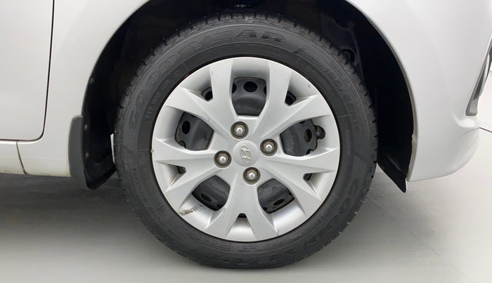2016 Hyundai Grand i10 MAGNA 1.2 KAPPA VTVT, Petrol, Manual, 67,529 km, Right Front Wheel