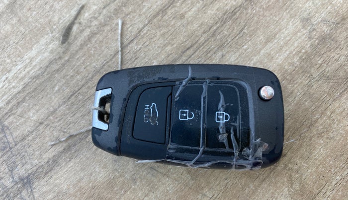 2017 Hyundai Verna 1.6 EX VTVT AT, Petrol, Automatic, 46,701 km, Key Close Up