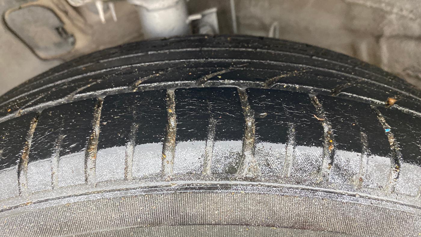 2017 Hyundai Verna 1.6 EX VTVT AT, Petrol, Automatic, 46,598 km, Left Front Tyre Tread