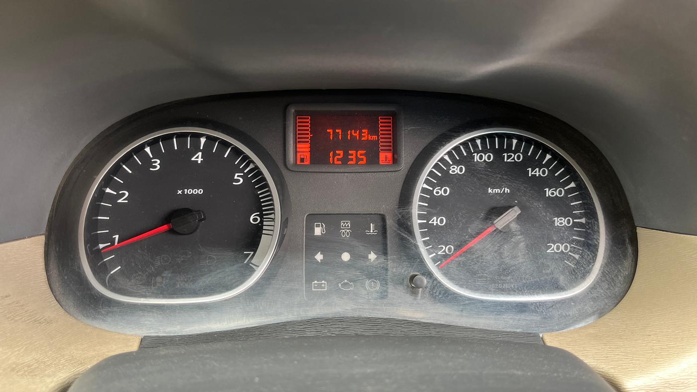 2014 Renault Duster 85 PS RXL DIESEL, Diesel, Manual, 77,143 km, Odometer Image
