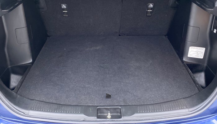 2020 Maruti S Cross ALPHA 1.5 SMART HYBRID, Petrol, Manual, 23,634 km, Boot Inside
