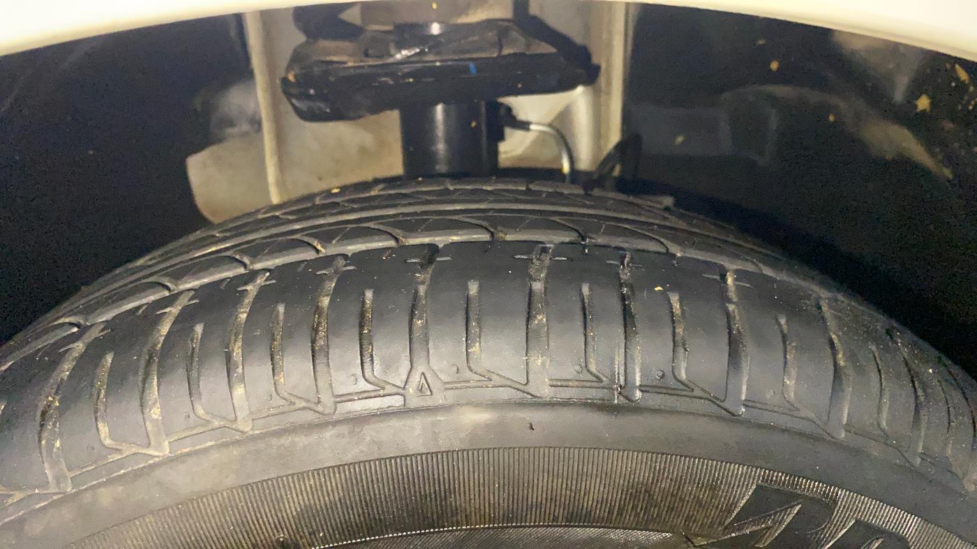 2024 Tata Tiago XT (O) PETROL, Petrol, Manual, 12,386 km, Right Front Tyre Tread