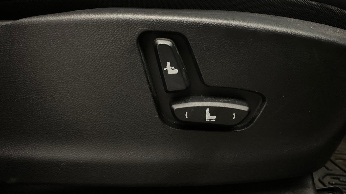 2019 MG HECTOR SHARP HYBRID 1.5 PETROL, Petrol, Manual, 77,725 km, Driver Side Adjustment Panel