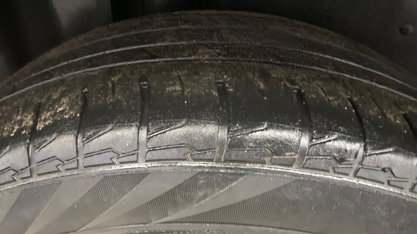 2019 MG HECTOR SHARP HYBRID 1.5 PETROL, Petrol, Manual, 77,725 km, Right Rear Tyre Tread