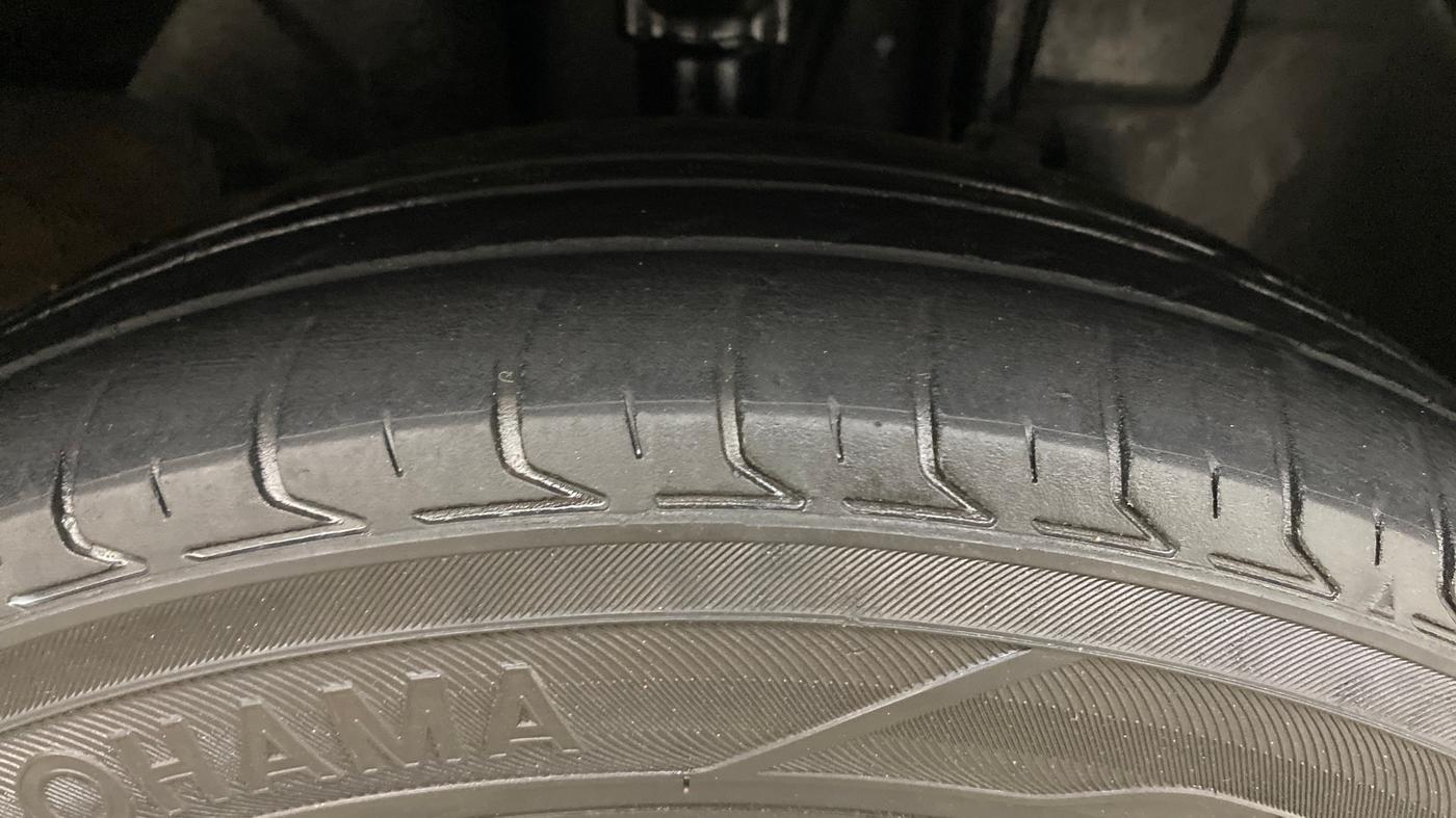 2021 Renault Kwid CLIMBER 1.0 (O), Petrol, Manual, 91,070 km, Right Front Tyre Tread