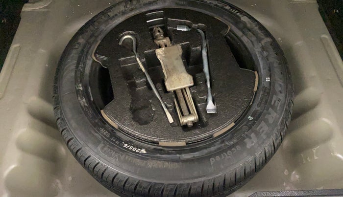 2021 Maruti Vitara Brezza LXI, Petrol, Manual, 26,190 km, Spare Tyre