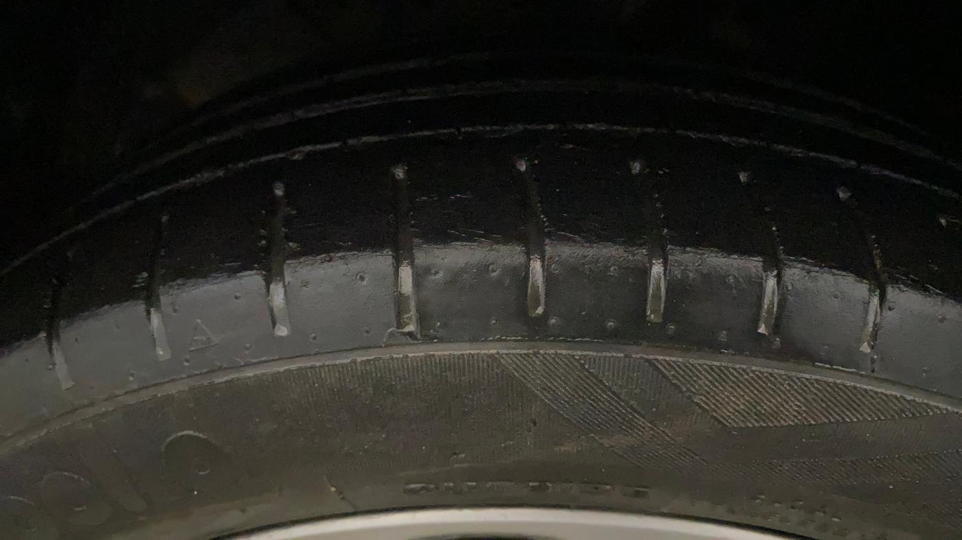 2018 Maruti Baleno ALPHA CVT PETROL 1.2, Petrol, Automatic, 77,995 km, Left Front Tyre Tread