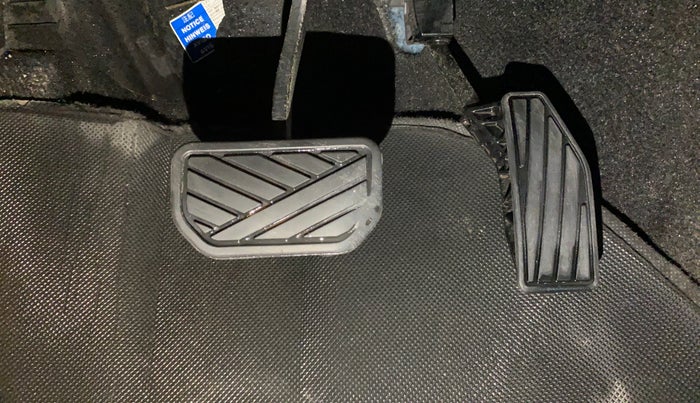 2018 Maruti Baleno ALPHA CVT PETROL 1.2, Petrol, Automatic, 77,995 km, Pedals