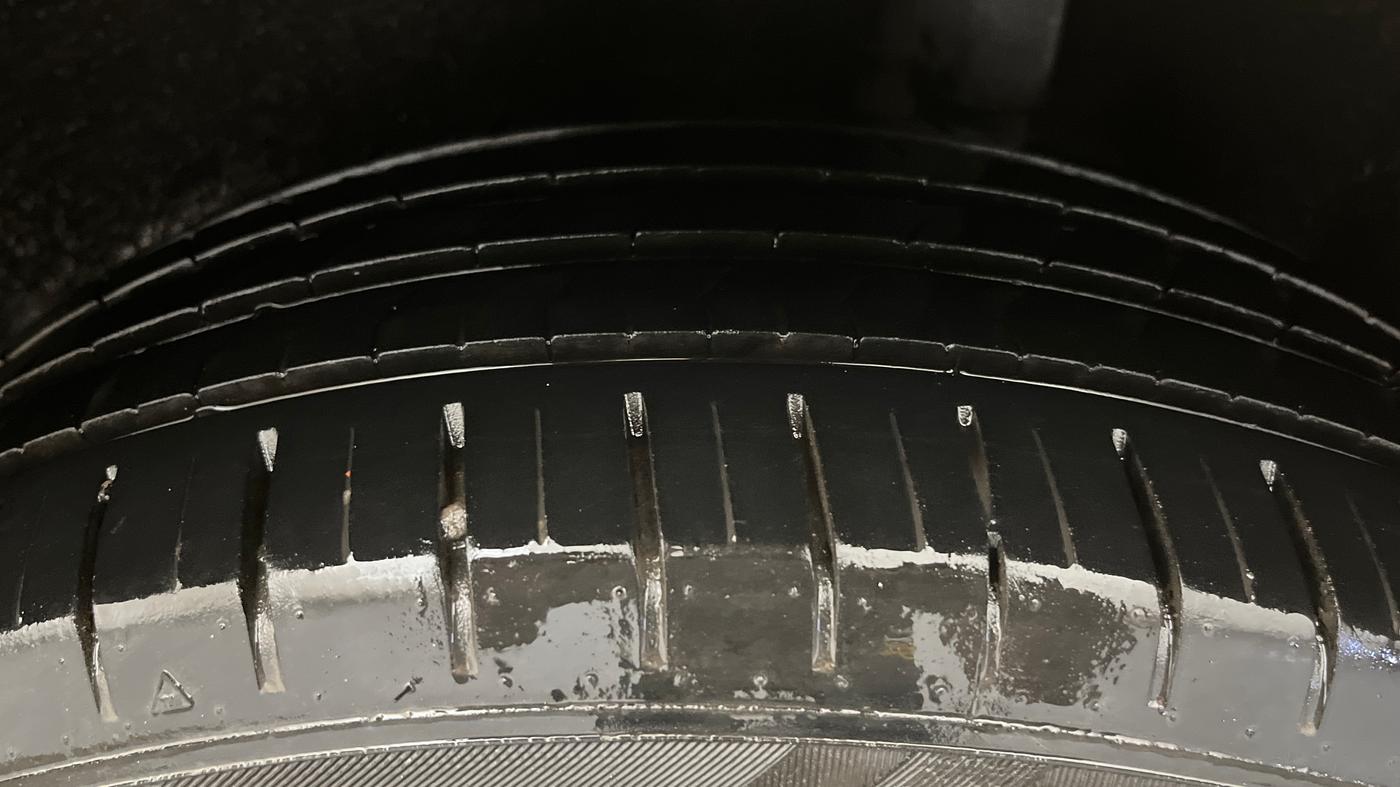 2016 Ford Ecosport TITANIUM 1.5L PETROL AT, Petrol, Automatic, 81,162 km, Left Rear Tyre Tread