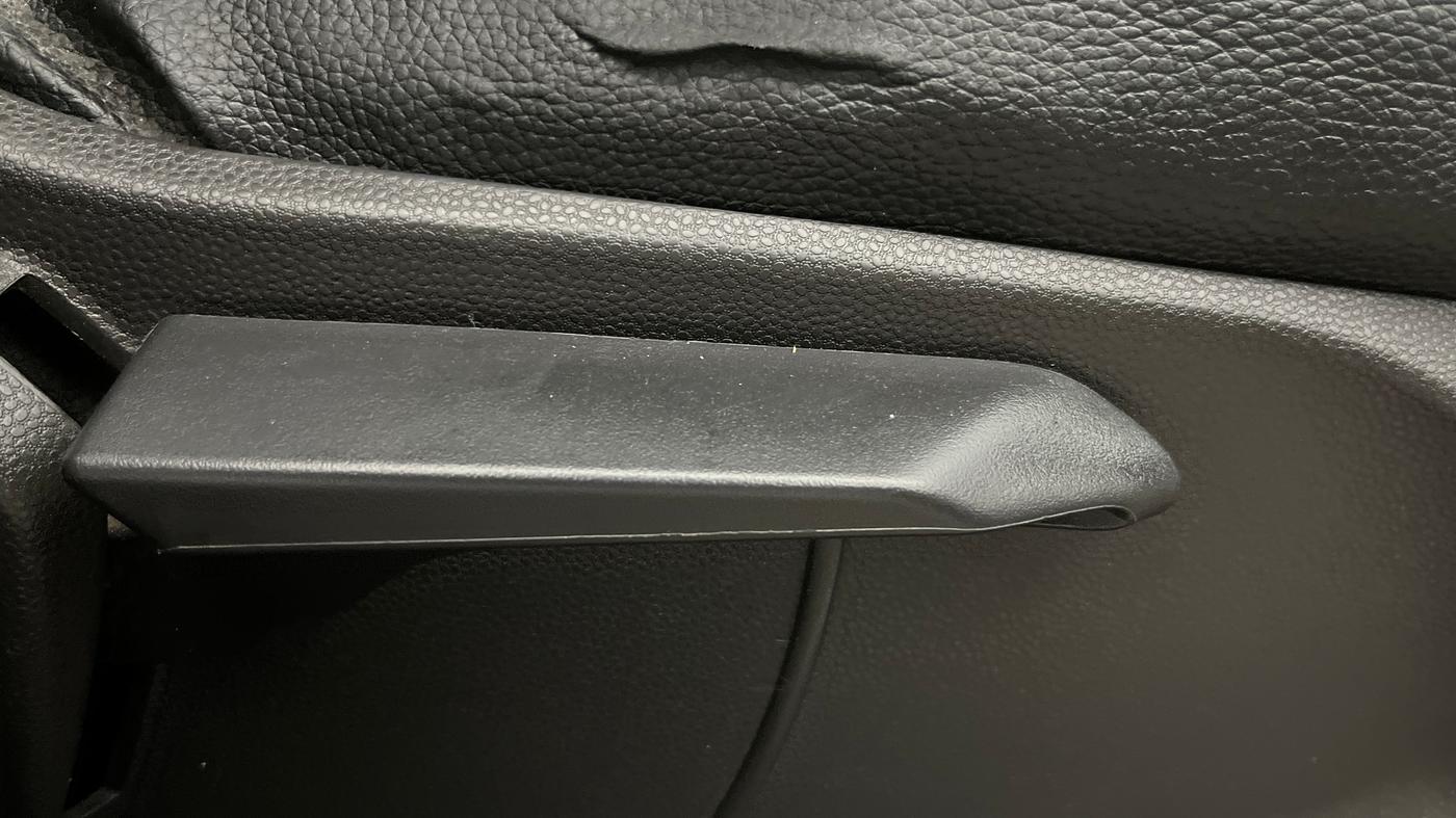 2016 Ford Ecosport TITANIUM 1.5L PETROL AT, Petrol, Automatic, 81,162 km, Driver Side Adjustment Panel