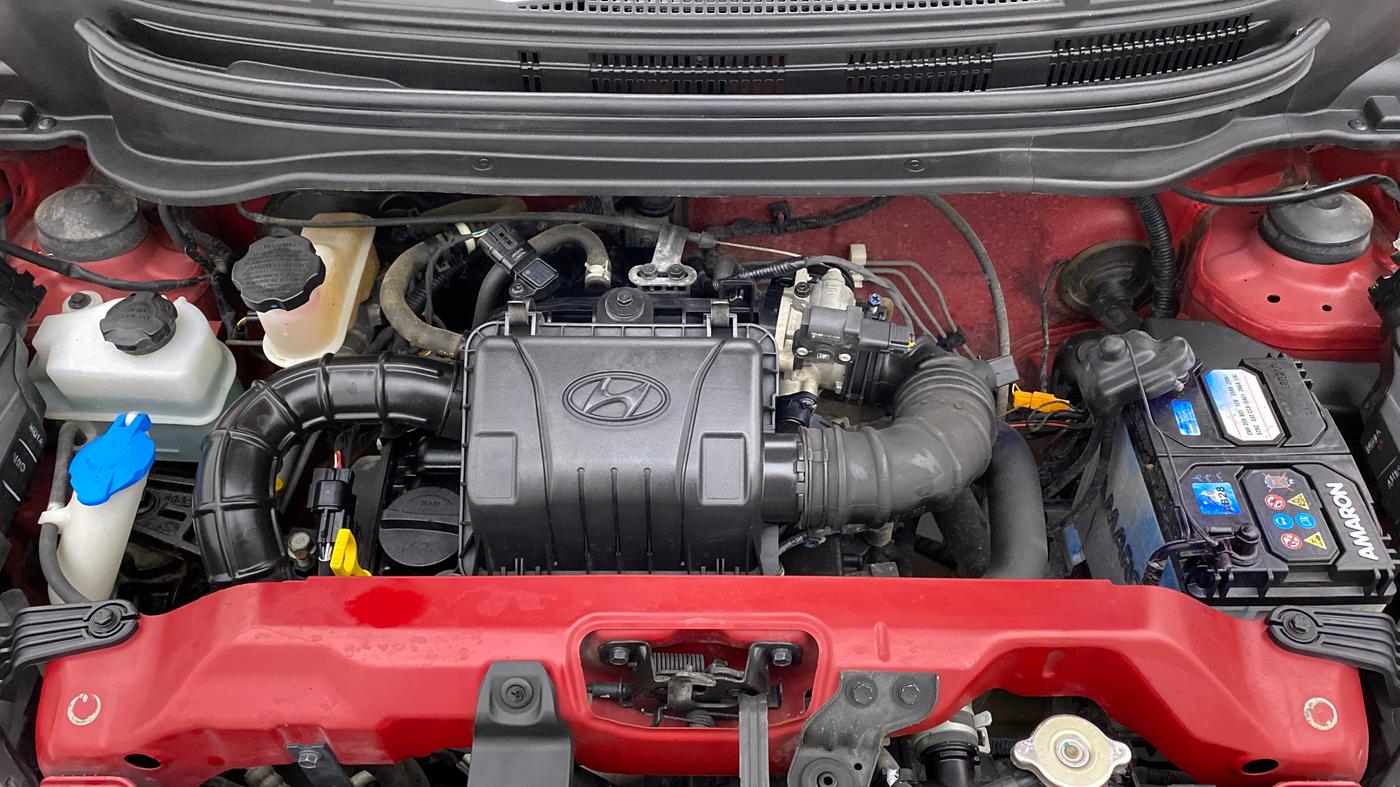 2017 Hyundai Eon MAGNA + AIRBAG, Petrol, Manual, 22,343 km, Open Bonet
