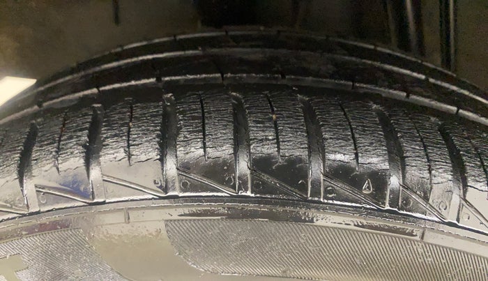 2019 Renault Kwid CLIMBER 1.0, Petrol, Manual, 21,160 km, Right Rear Tyre Tread