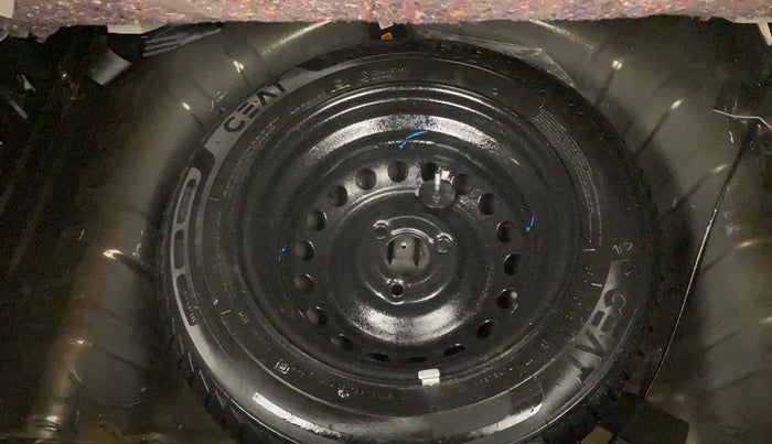 2019 Renault Kwid CLIMBER 1.0, Petrol, Manual, 21,160 km, Spare Tyre