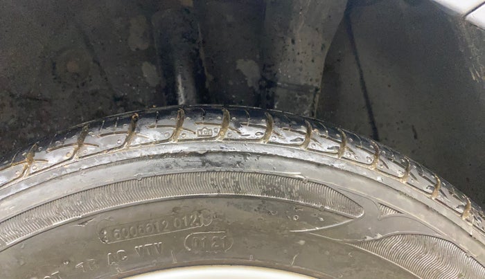 2016 Hyundai Xcent SX 1.2, Petrol, Manual, 54,168 km, Left Rear Tyre Tread