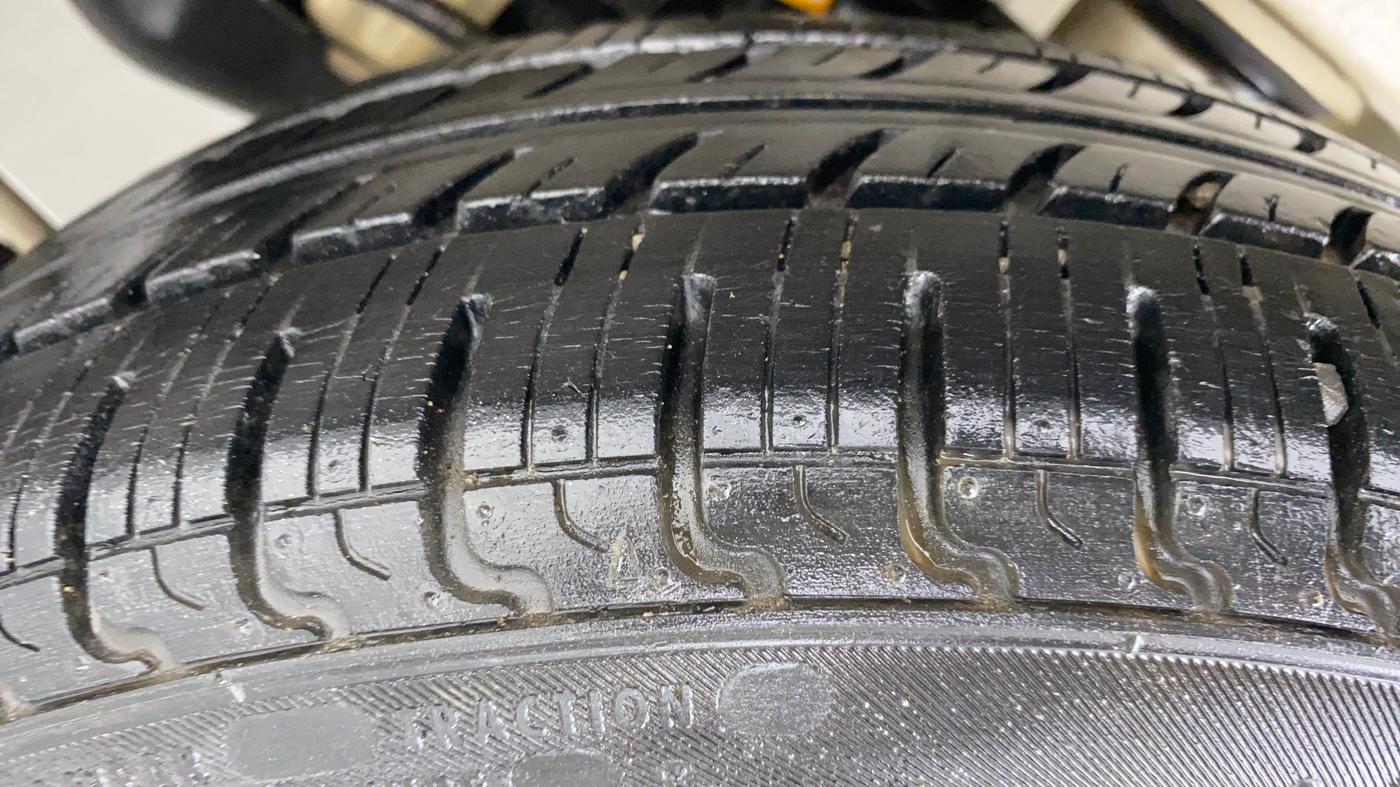 2012 Maruti Alto K10 VXI P, Petrol, Manual, 59,814 km, Left Rear Tyre Tread