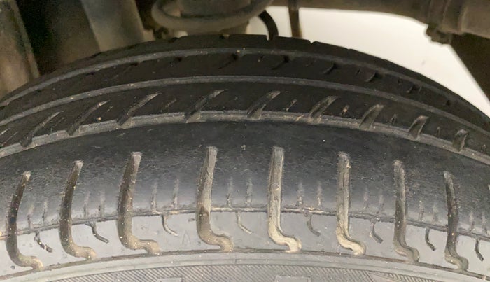2013 Maruti Alto K10 VXI, Petrol, Manual, 74,148 km, Left Rear Tyre Tread