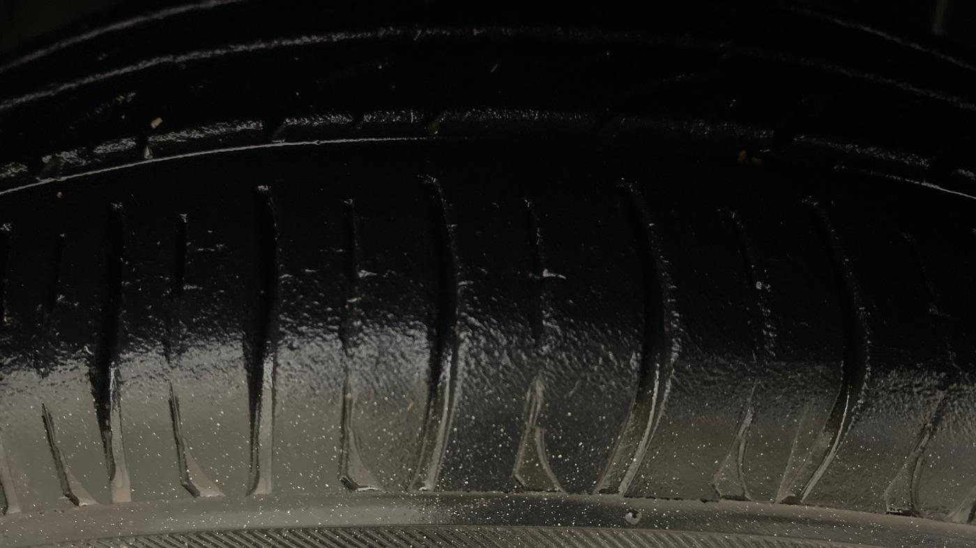 2015 Tata Nano TWIST XTA, Petrol, Automatic, 34,706 km, Right Front Tyre Tread
