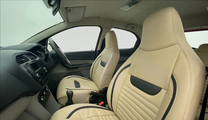 2018 Tata Tiago XT DIESEL, Diesel, Manual, 57,149 km, Right Side Front Door Cabin