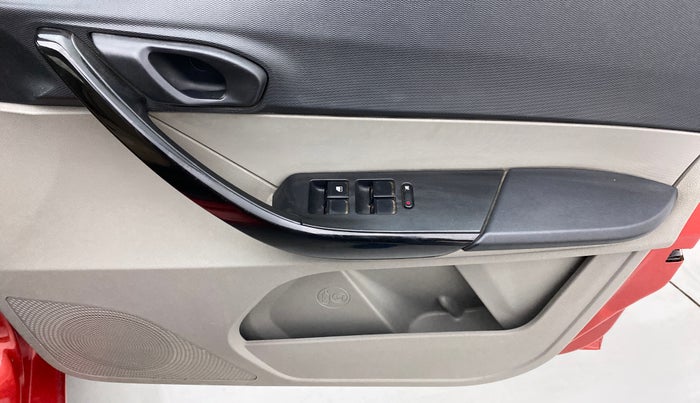 2018 Tata Tiago XT DIESEL, Diesel, Manual, 57,149 km, Driver Side Door Panels Control