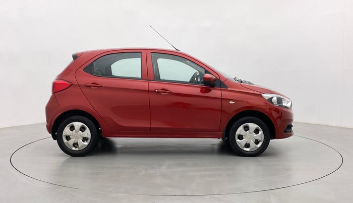 2018 Tata Tiago XT DIESEL, Diesel, Manual, 57,149 km, Right Side View