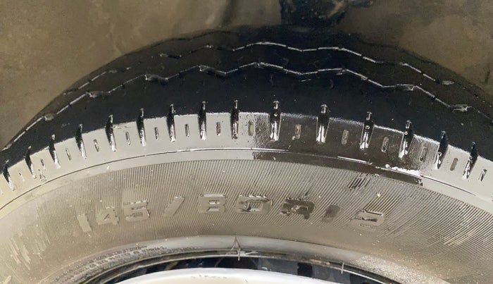 2015 Maruti Alto 800 LXI, Petrol, Manual, 88,600 km, Right Front Tyre Tread