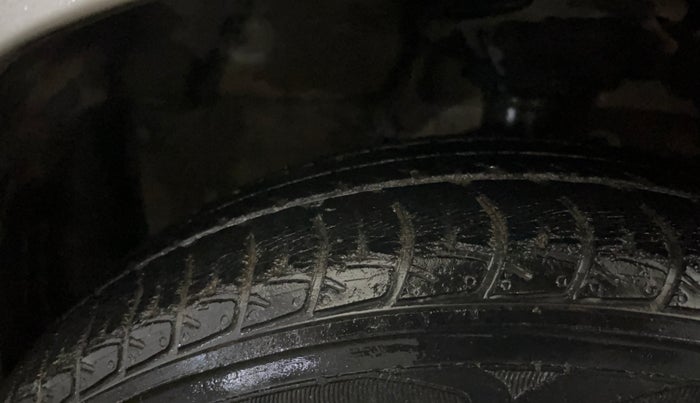 2017 Maruti Celerio VXI AMT, Petrol, Automatic, 37,245 km, Left Front Tyre Tread