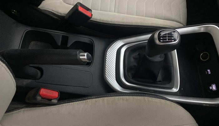 2020 KIA SONET HTX 1.0 IMT, Petrol, Manual, 27,626 km, Gear Lever