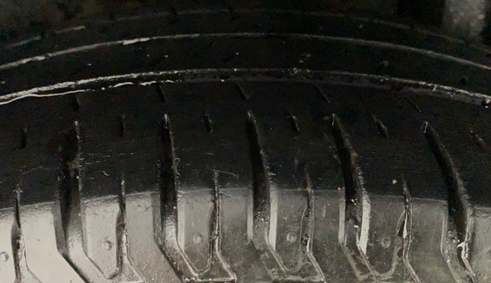 2020 Maruti XL6 ALPHA AT, Petrol, Automatic, 46,275 km, Left Rear Tyre Tread