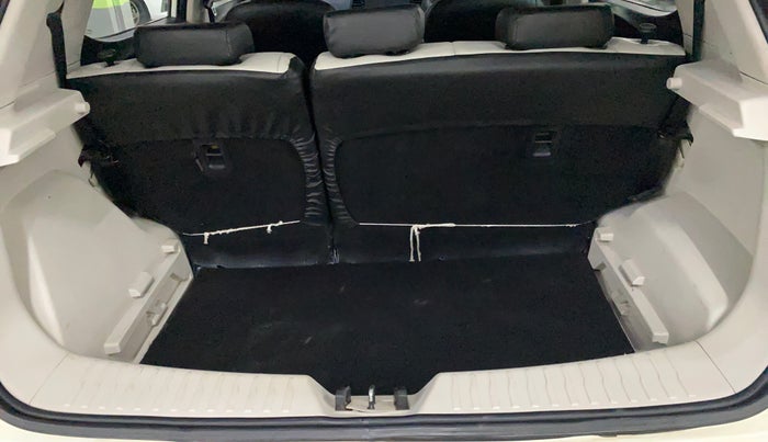 2021 Mahindra XUV300 W6 1.5 DIESEL AMT, Diesel, Automatic, 94,572 km, Boot Inside