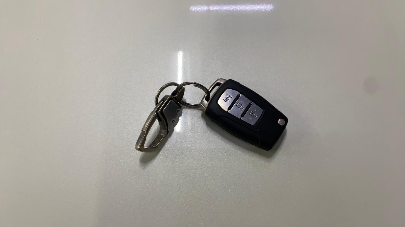 2021 Mahindra XUV300 W6 1.5 DIESEL AMT, Diesel, Automatic, 94,620 km, Key Close Up