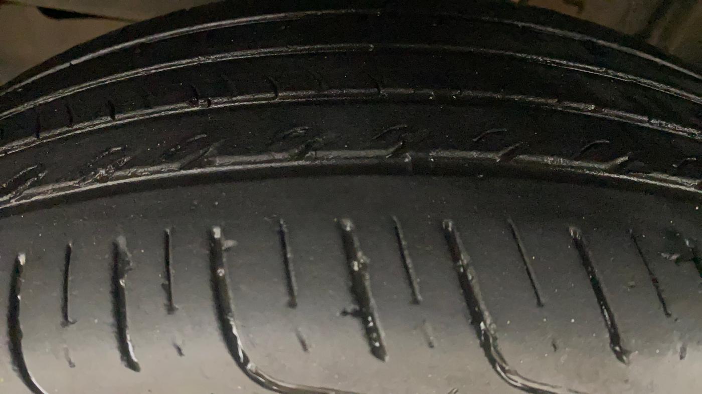 2024 Toyota Urban Cruiser Taisor V 1.0 Petrol MT, Petrol, Manual, 21,390 km, Left Front Tyre Tread
