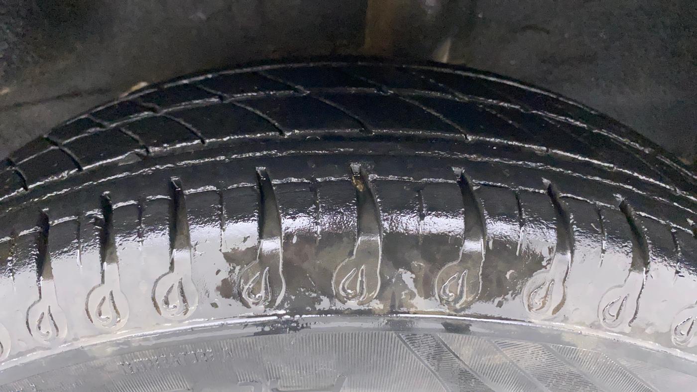 2020 Datsun Redi Go A, CNG, Manual, 41,811 km, Left Rear Tyre Tread