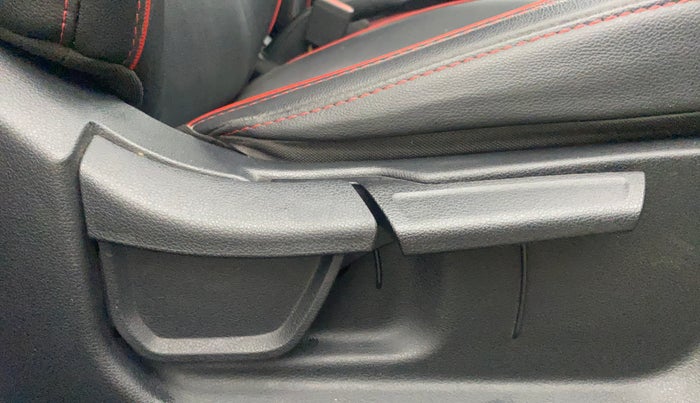 2022 Hyundai NEW I20 N LINE N8 1.0 TURBO GDI IMT, Petrol, Manual, 31,790 km, Driver Side Adjustment Panel