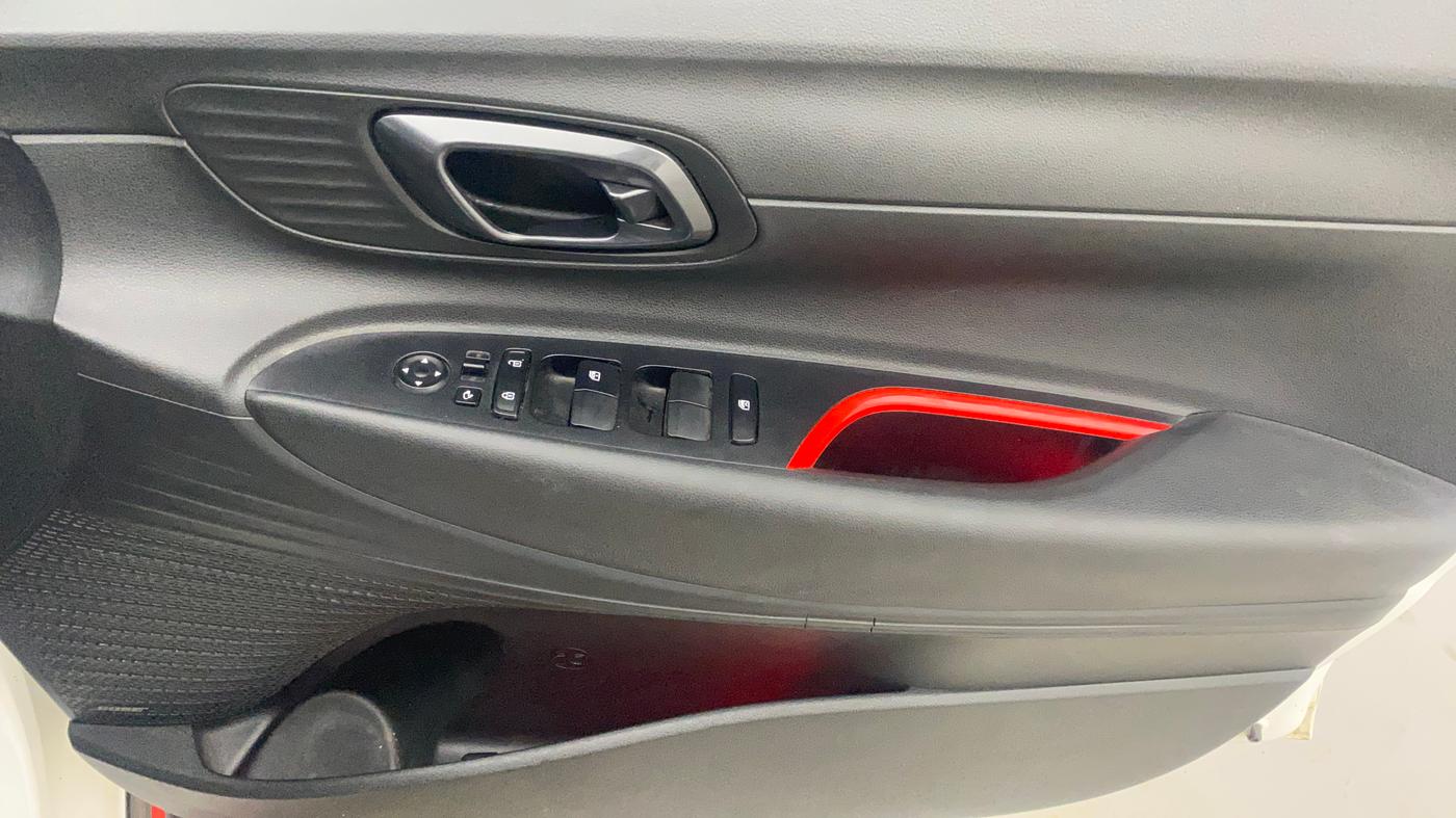 2022 Hyundai NEW I20 N LINE N8 1.0 TURBO GDI IMT, Petrol, Manual, 31,790 km, Driver Side Door Panels Control