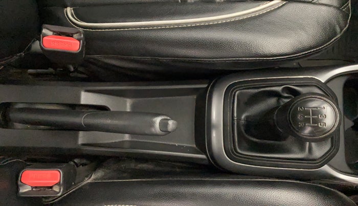 2020 Maruti IGNIS SIGMA 1.2, Petrol, Manual, 39,399 km, Gear Lever