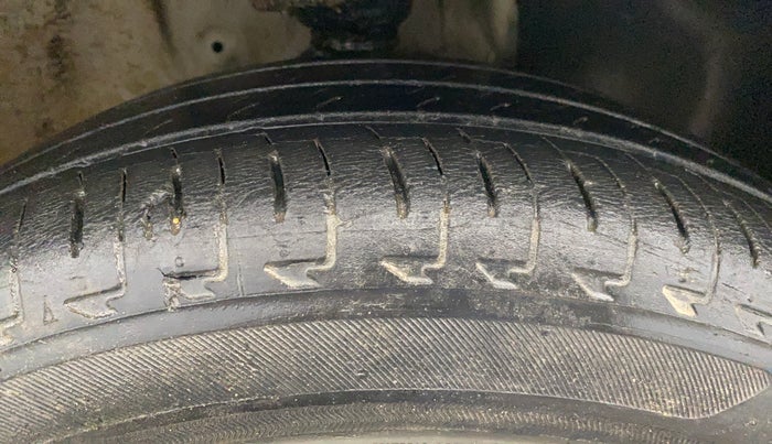 2020 Maruti IGNIS SIGMA 1.2, Petrol, Manual, 39,399 km, Right Front Tyre Tread
