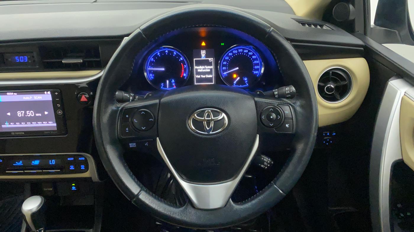 2017 Toyota Corolla Altis VL CVT PETROL, Petrol, Automatic, 56,820 km, Steering Wheel Close Up