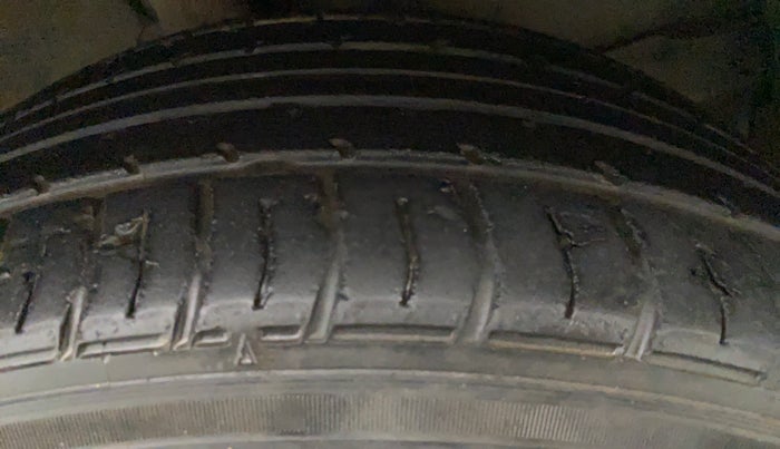 2017 Toyota Corolla Altis VL CVT PETROL, Petrol, Automatic, 56,820 km, Left Front Tyre Tread