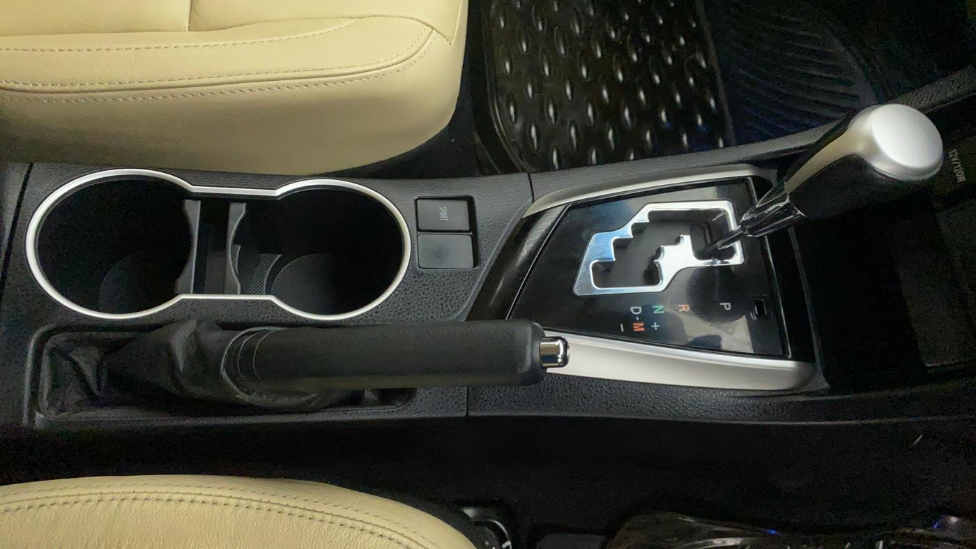 2017 Toyota Corolla Altis VL CVT PETROL, Petrol, Automatic, 56,820 km, Gear Lever