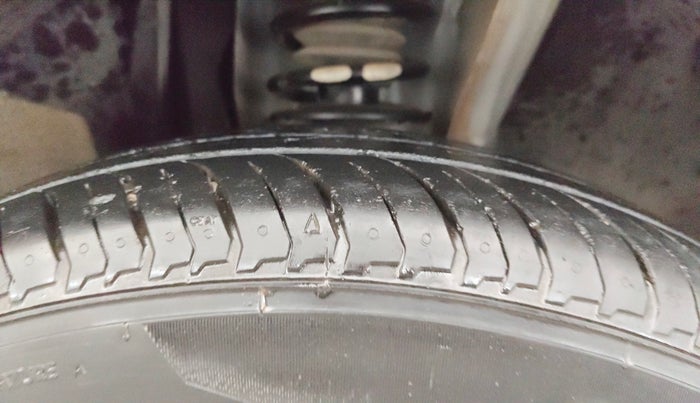 2023 Renault Kiger RXZ TURBO CVT, Petrol, Automatic, 15,507 km, Right Front Tyre Tread