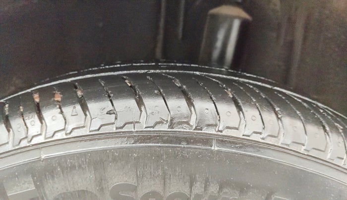 2023 Renault Kiger RXZ TURBO CVT, Petrol, Automatic, 15,507 km, Left Rear Tyre Tread