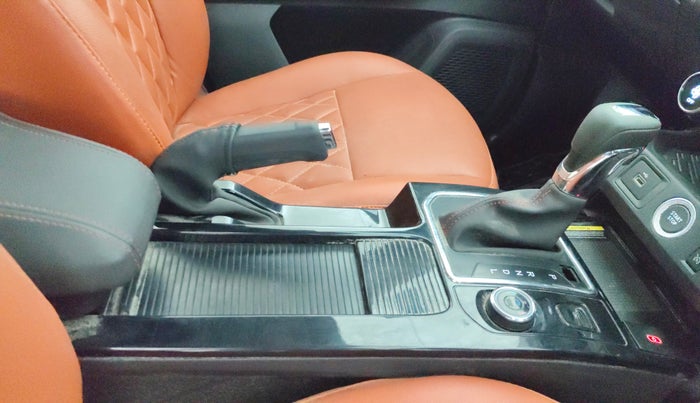 2023 Renault Kiger RXZ TURBO CVT, Petrol, Automatic, 15,507 km, Gear Lever