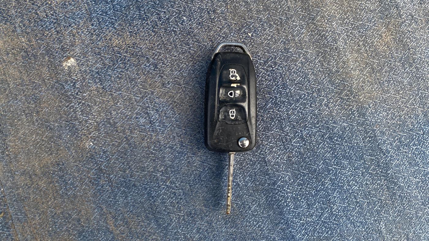 2017 Tata Tiago XT PETROL, Petrol, Manual, 99,653 km, Key Close Up