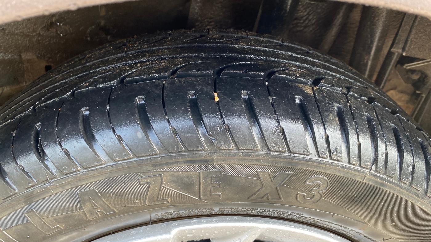 2017 Tata Tiago XT PETROL, Petrol, Manual, 99,653 km, Left Rear Tyre Tread